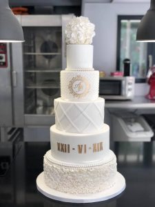 wedding cake romantique