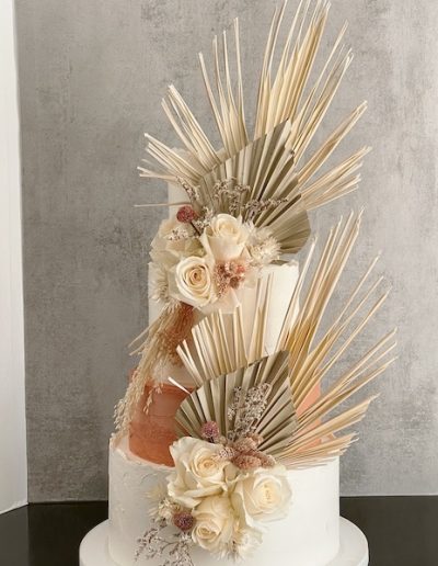 wedding cake beige ocre fleurs séchées
